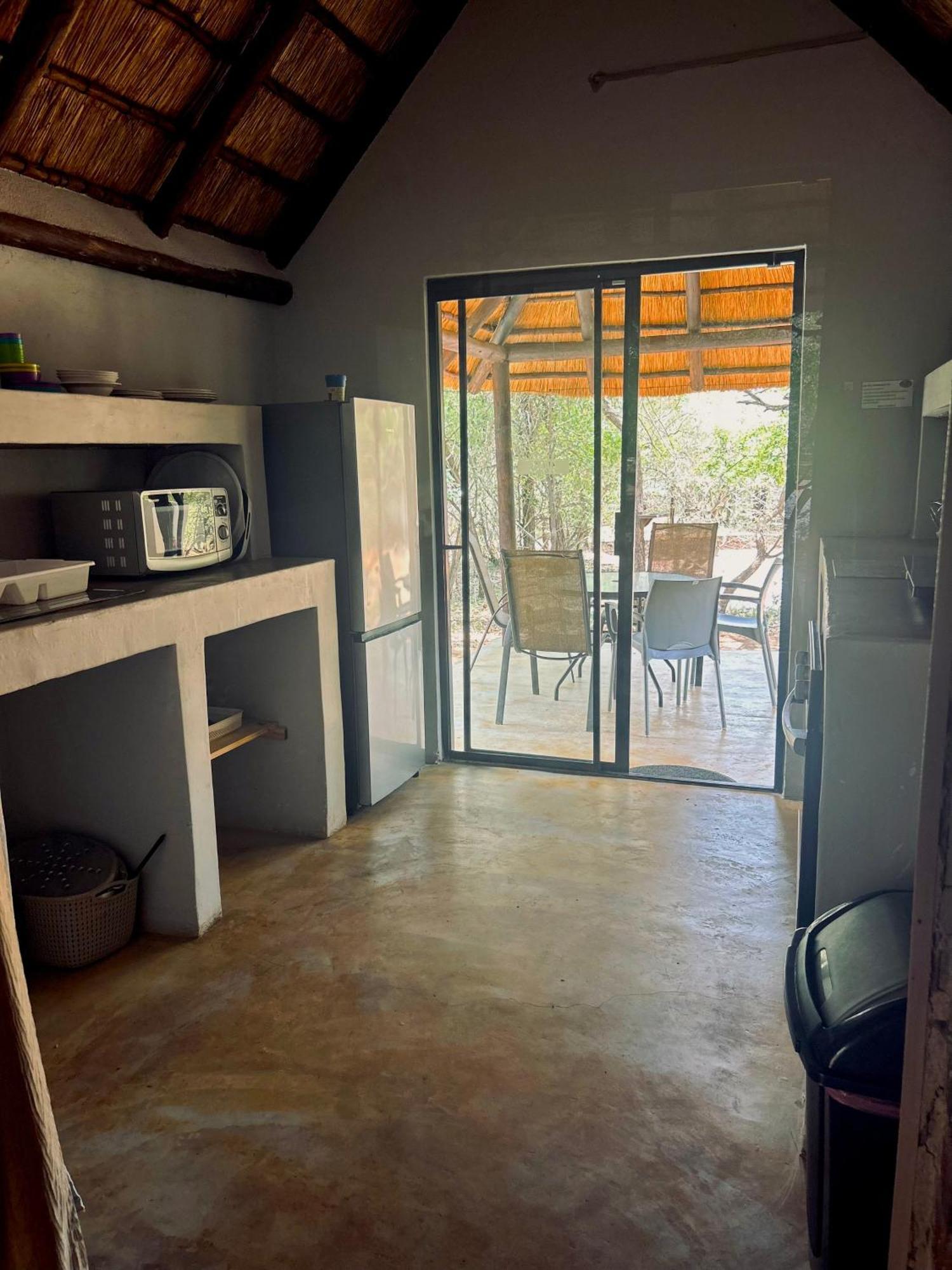 Athule Inn Marloth - Units Marloth Park Bagian luar foto